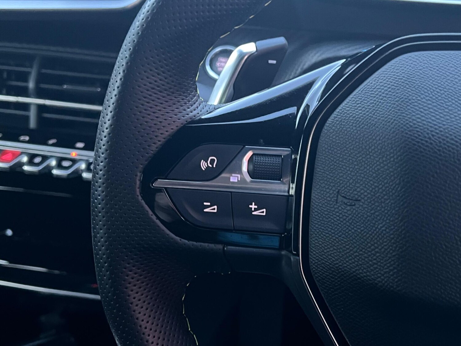 Used Peugeot 208 2022 for sale - 76175637: Photo 23