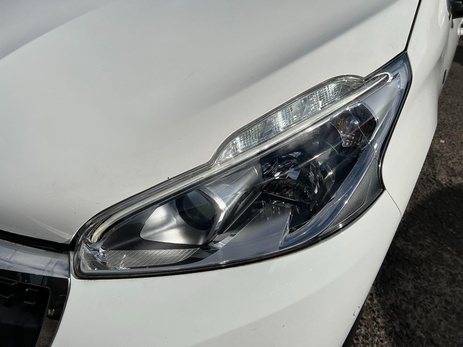 Used Peugeot 208 2019 for sale - 76398490: Photo 14