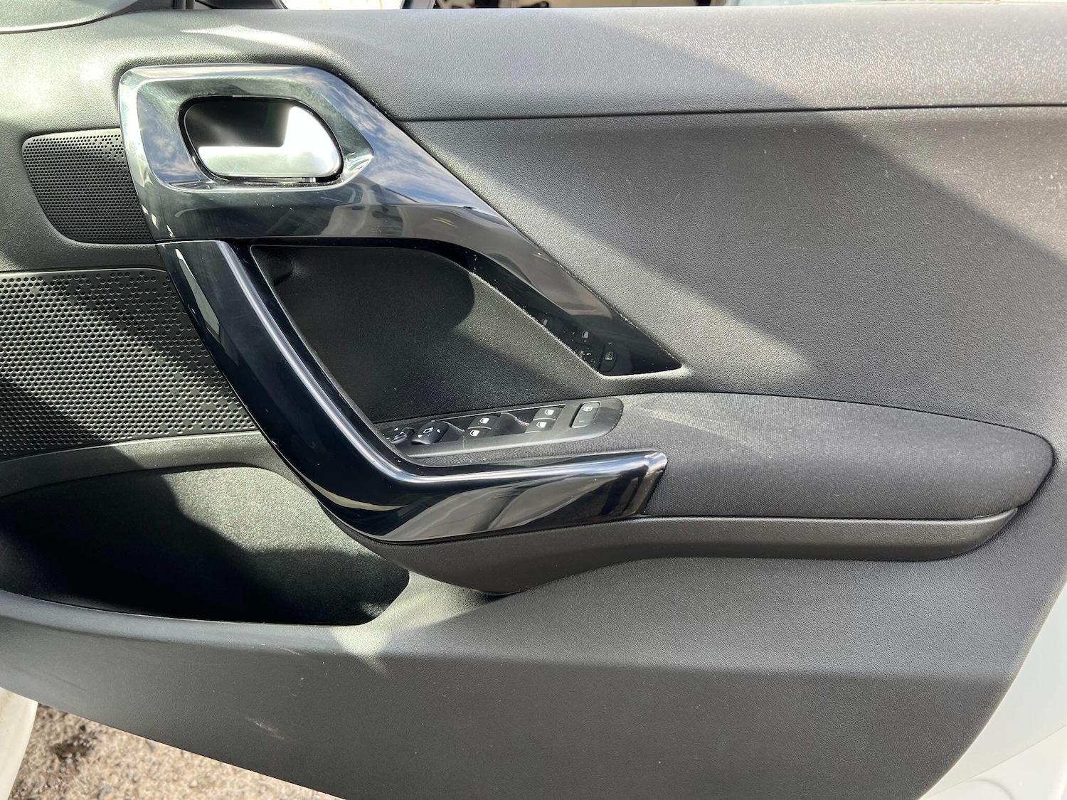 Used Peugeot 208 2019 for sale - 76398490: Photo 28