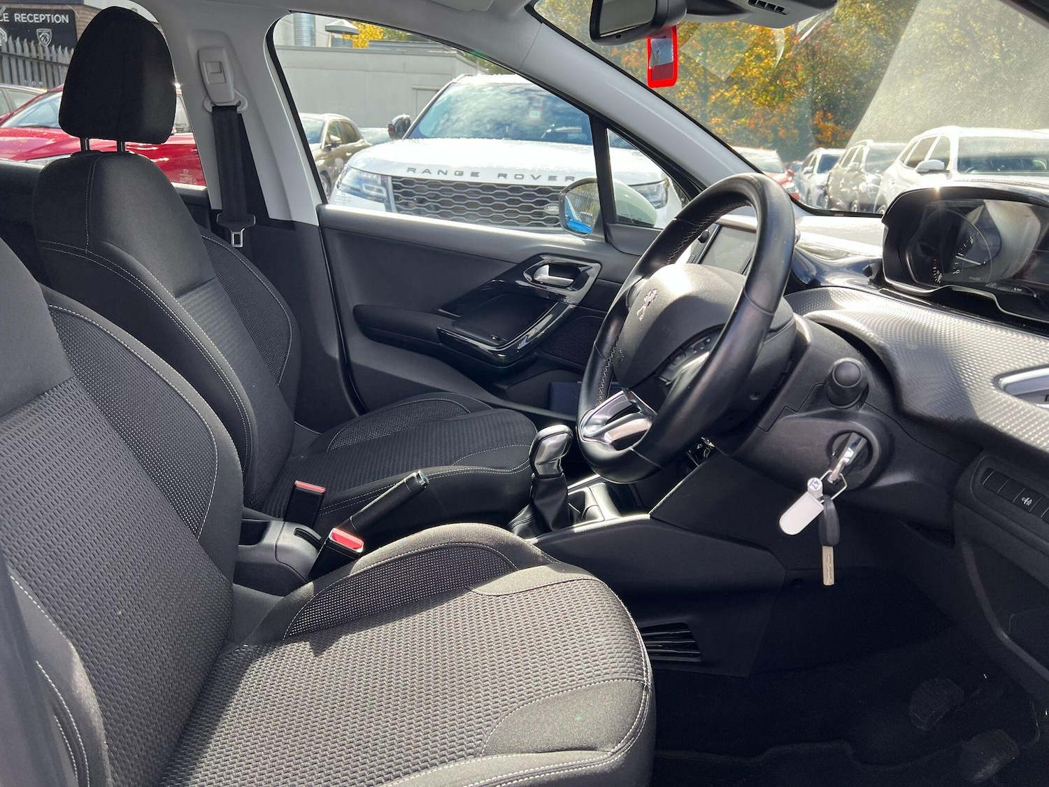 Used Peugeot 208 2019 for sale - 76398490: Photo 31