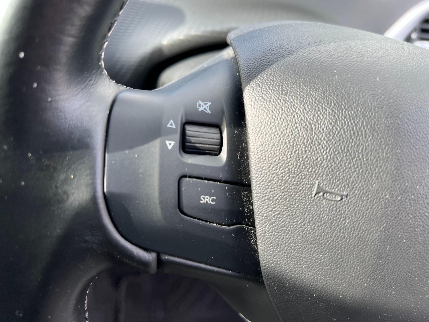 Used Peugeot 208 2019 for sale - 76398490: Photo 34