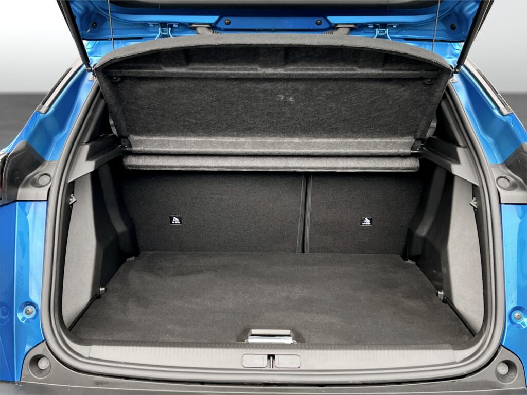 Used Peugeot 2008 2023 for sale - 77387123: Photo 18