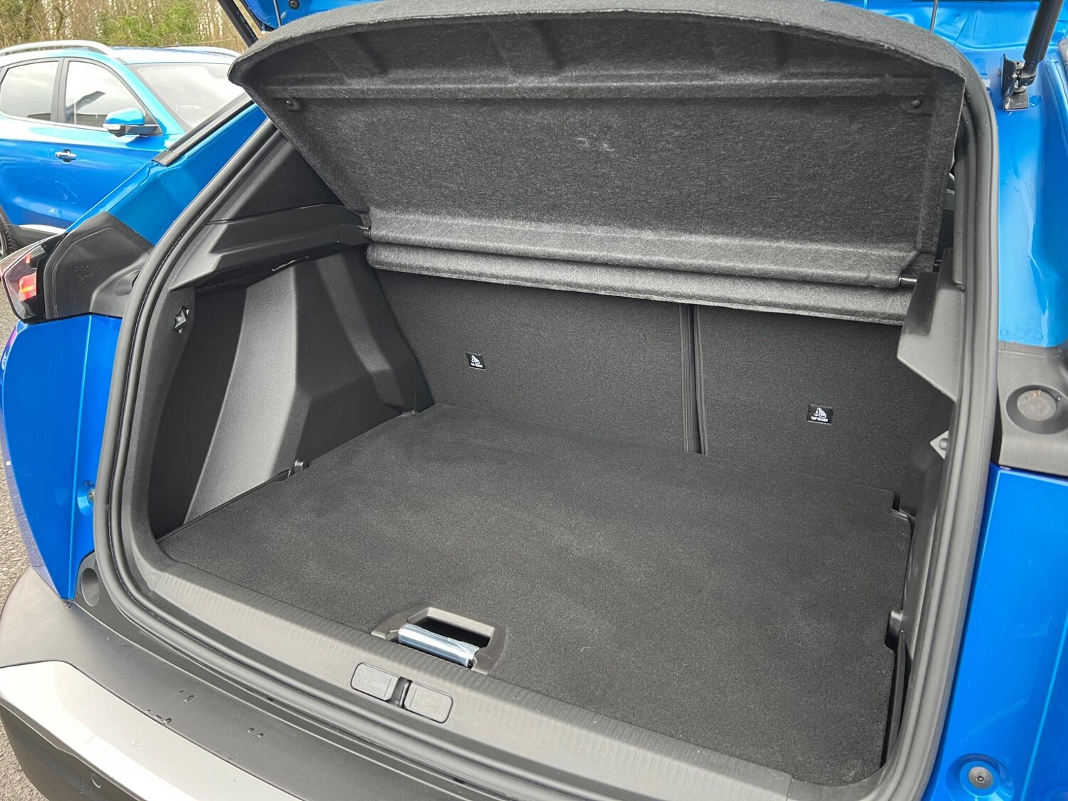 Used Peugeot 2008 2023 for sale - 77387123: Photo 20