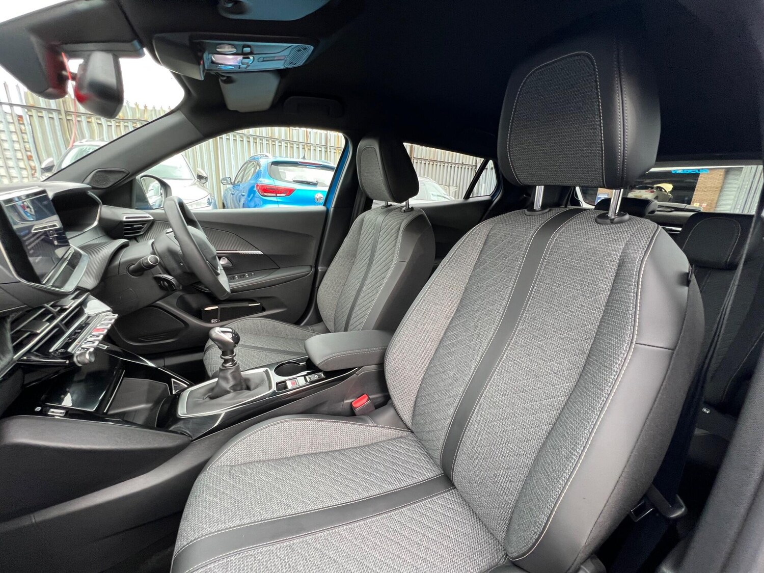 Used Peugeot 2008 2023 for sale - 77387123: Photo 39