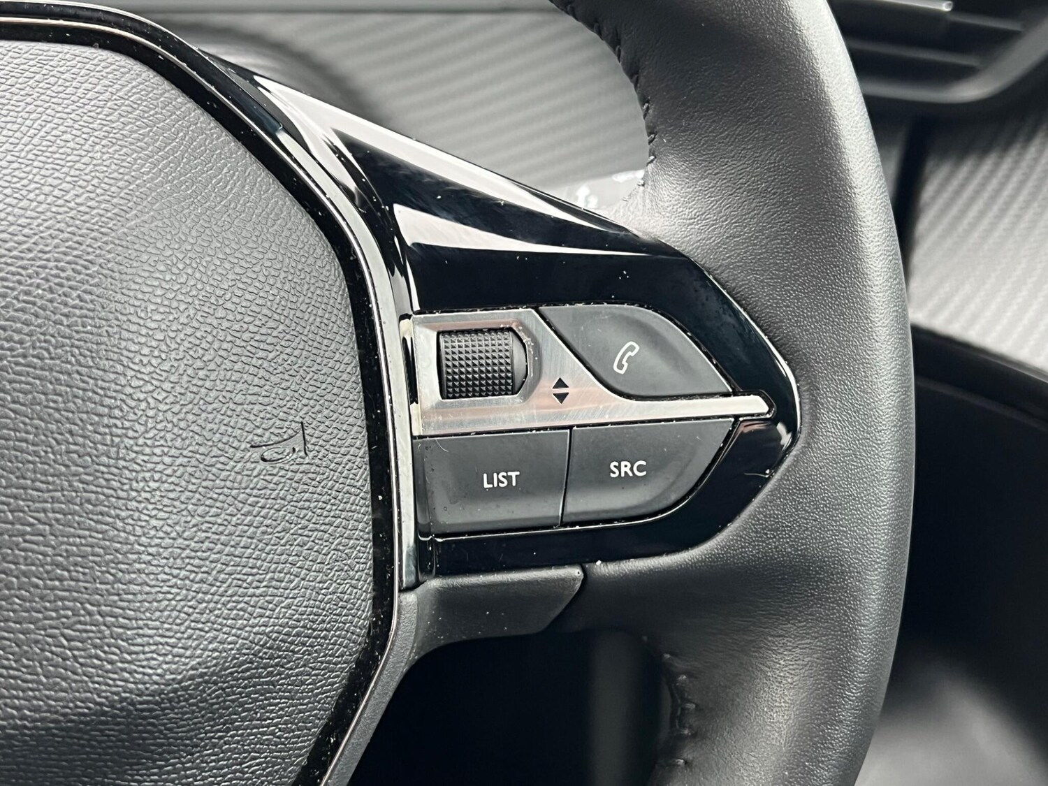 Used Peugeot 2008 2023 for sale - 77387123: Photo 46