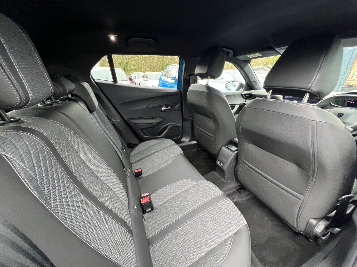 Used Peugeot 2008 2023 for sale - 77387123: Photo 49