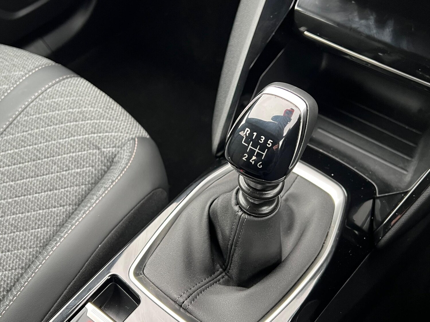 Used Peugeot 2008 2023 for sale - 77387123: Photo 51