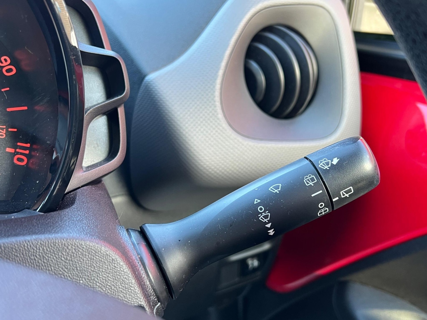 Used Peugeot 108 for sale - 76753379: Photo 13