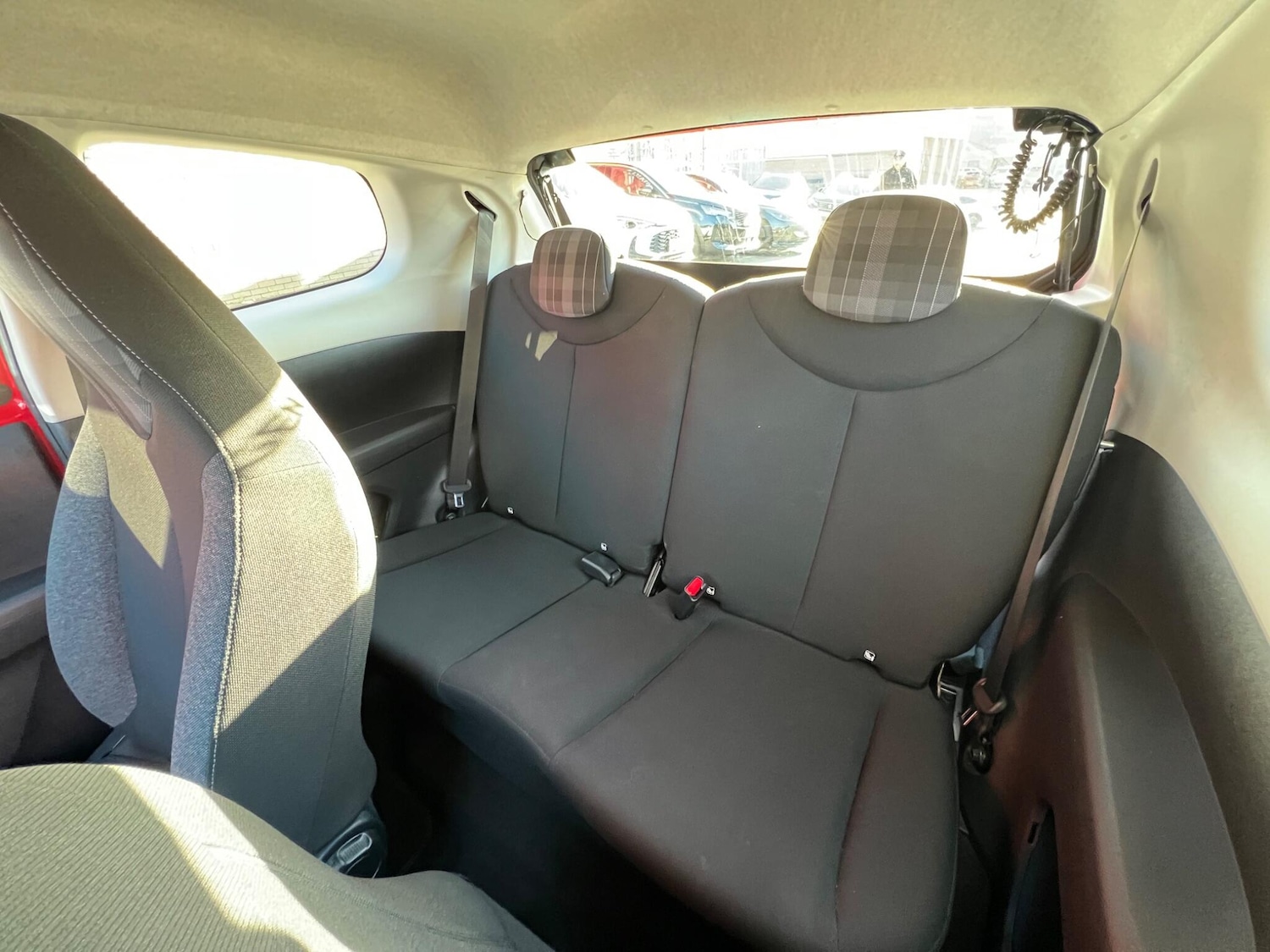 Used Peugeot 108 for sale - 76753379: Photo 31