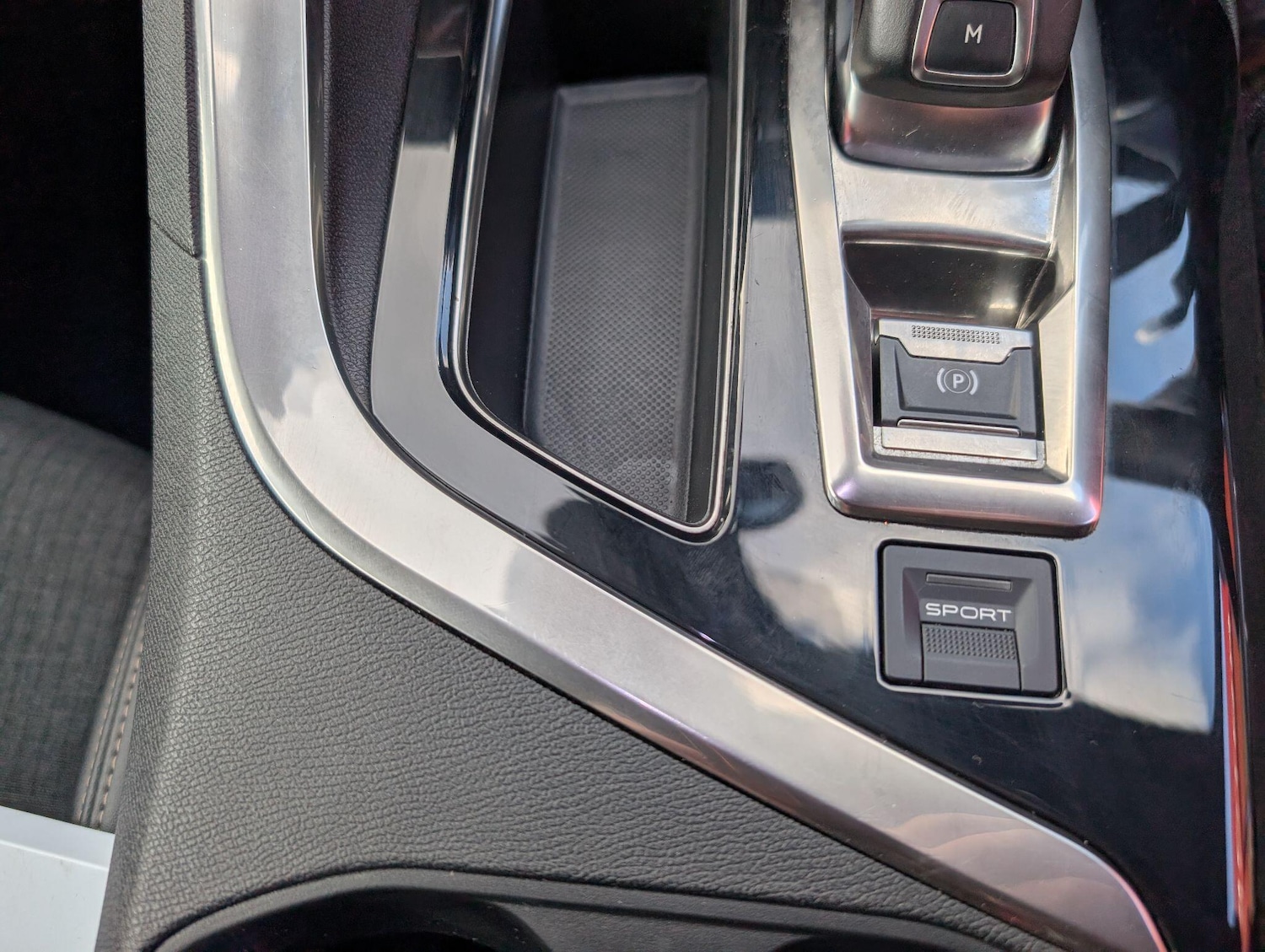 Used Peugeot 3008 2019 for sale - 76175022: Photo 50