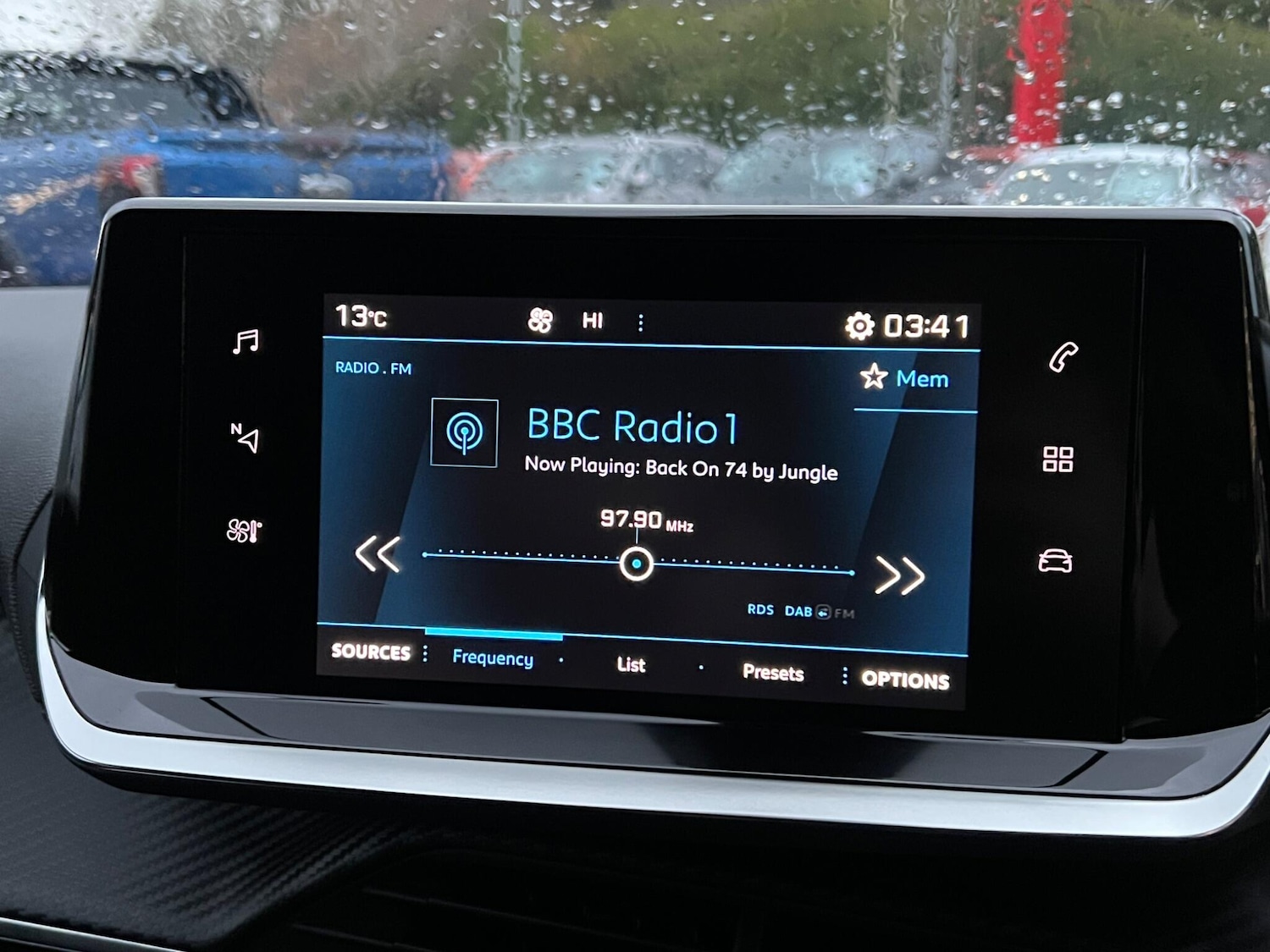 Used Peugeot 2008 2023 for sale - 76398148: Photo 26