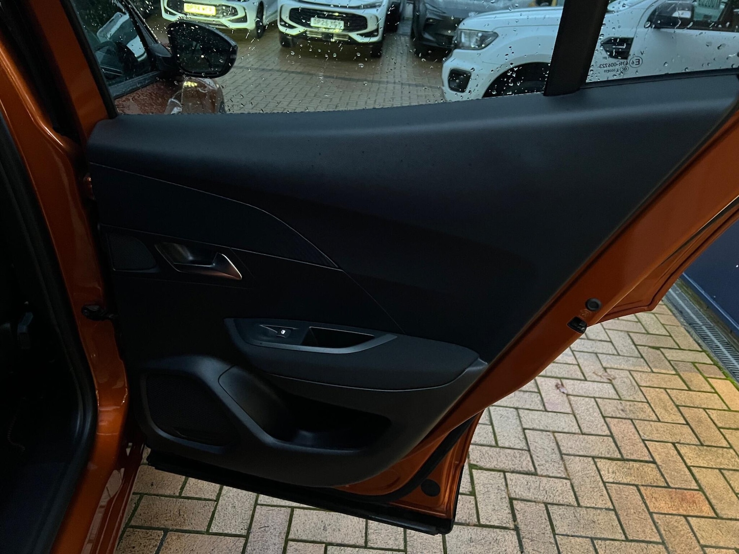 Used Peugeot 2008 2023 for sale - 76398148: Photo 37