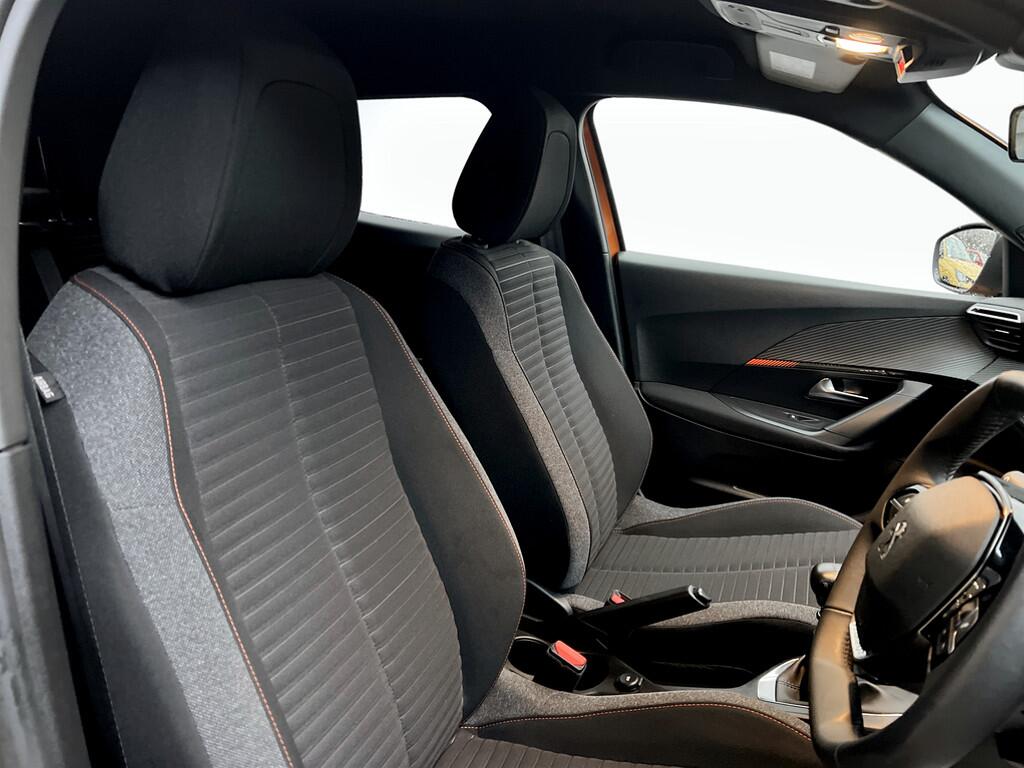 Used Peugeot 2008 2023 for sale - 76398148: Photo 8