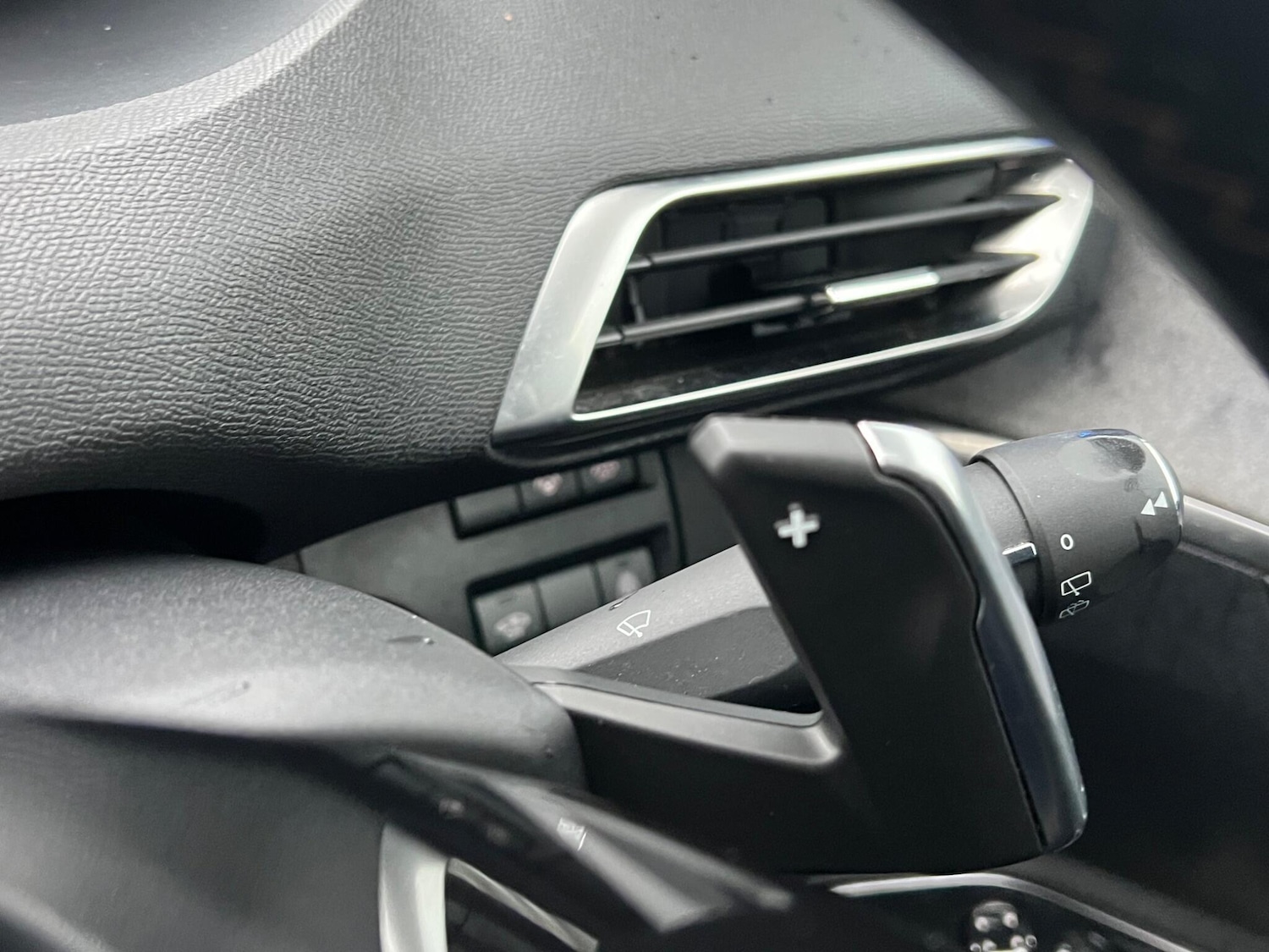 Used Peugeot 5008 2023 for sale - 76658664: Photo 28