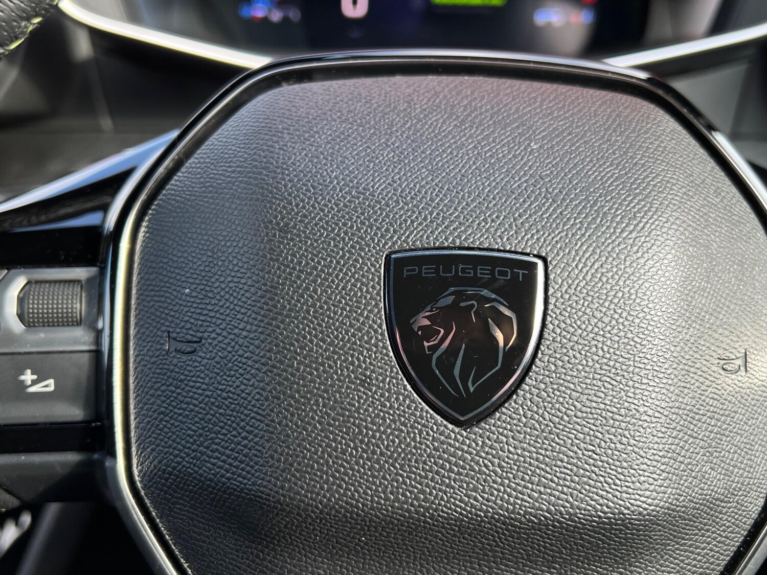 Used Peugeot 208 2024 for sale - 77279108: Photo 24