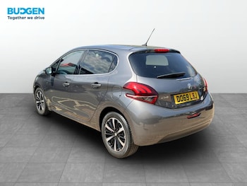 Used Peugeot 208 2019 for sale - 78675980: Photo