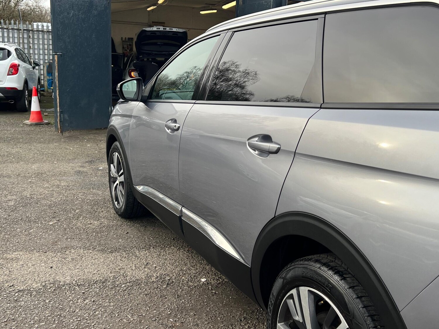 Used Peugeot 5008 2023 for sale - 77511249: Photo 44