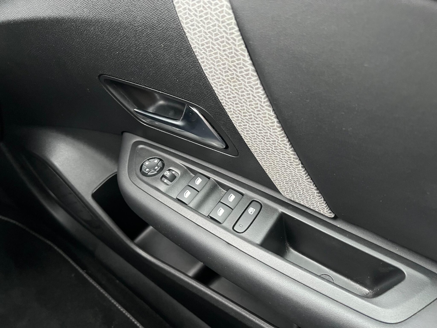 Used Citroen C4 2023 for sale - 77174405: Photo 34