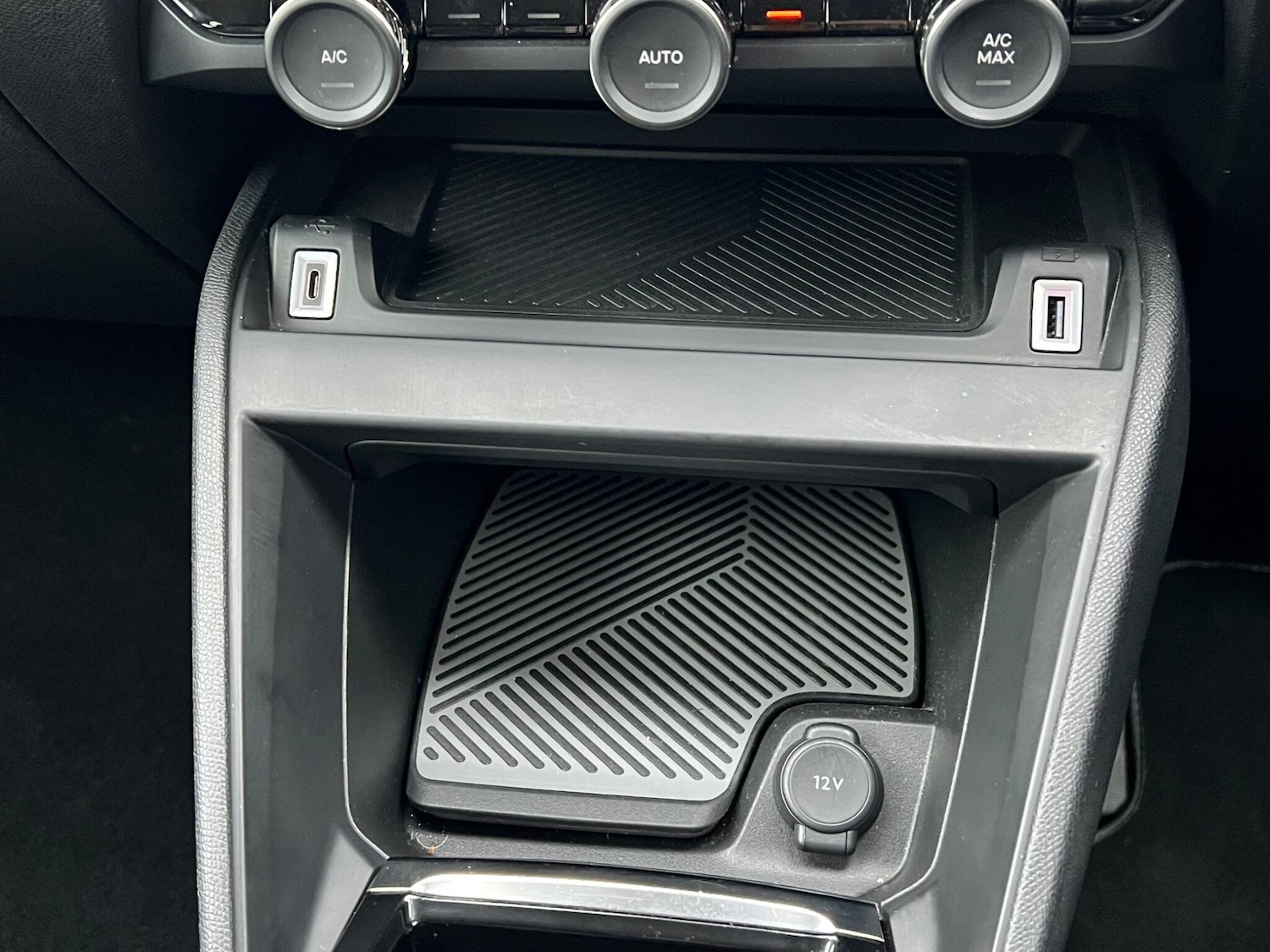 Used Citroen C4 2023 for sale - 77174405: Photo 41