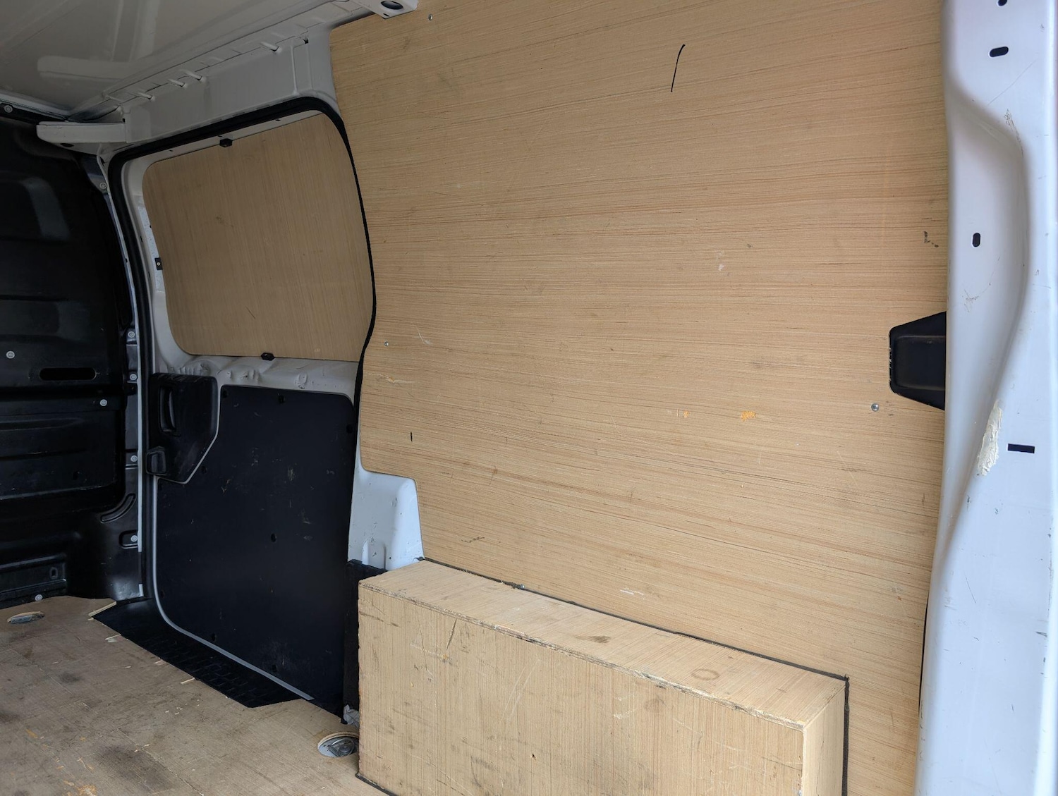 Used Peugeot Expert 2023 for sale - 76175050: Photo 24