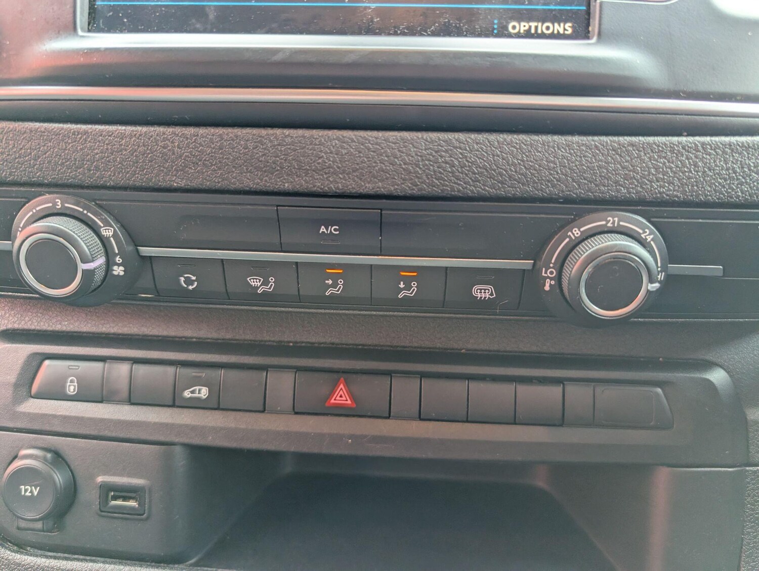 Used Peugeot Expert 2023 for sale - 76175050: Photo 42