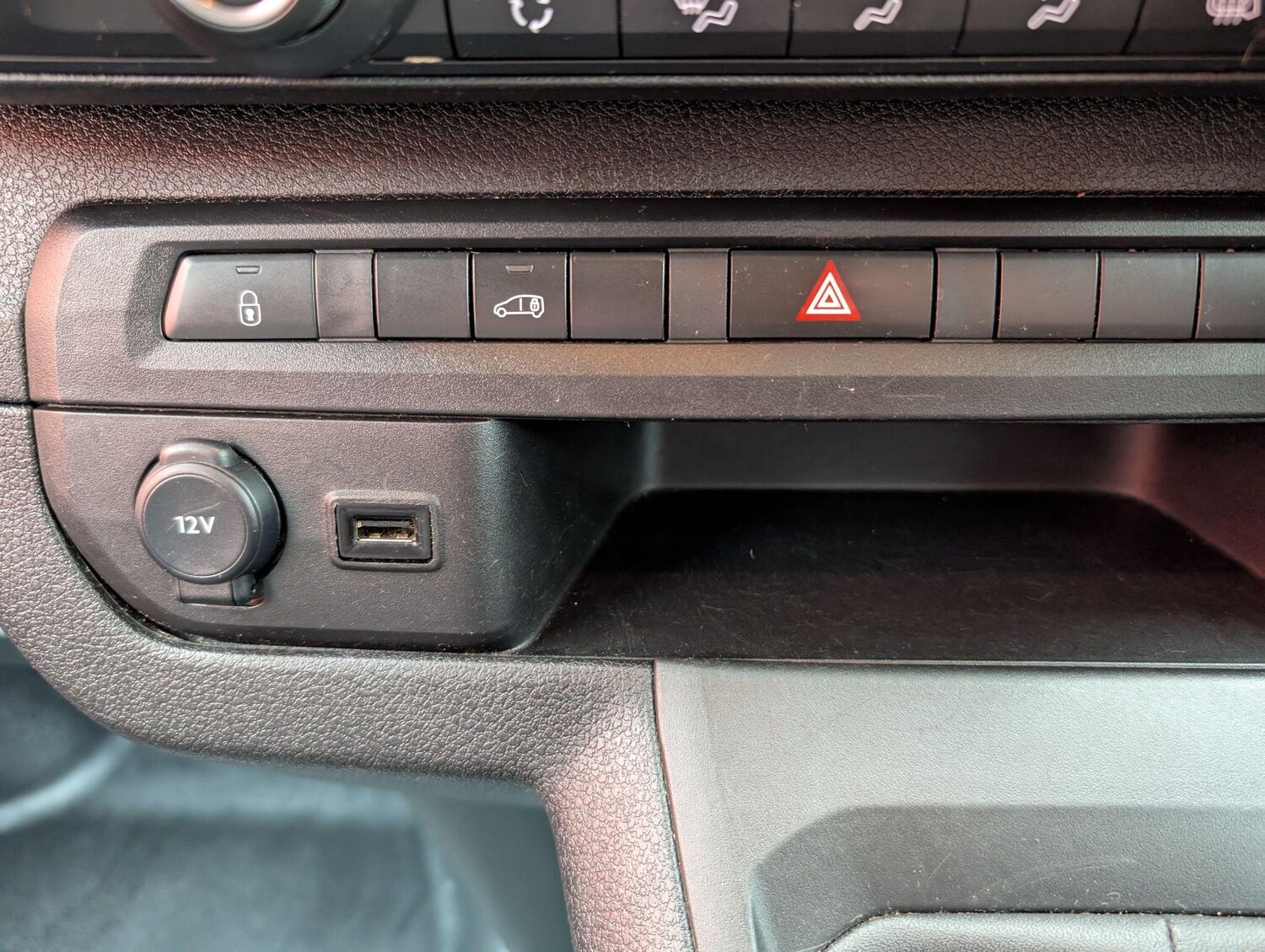 Used Peugeot Expert 2023 for sale - 76175050: Photo 43