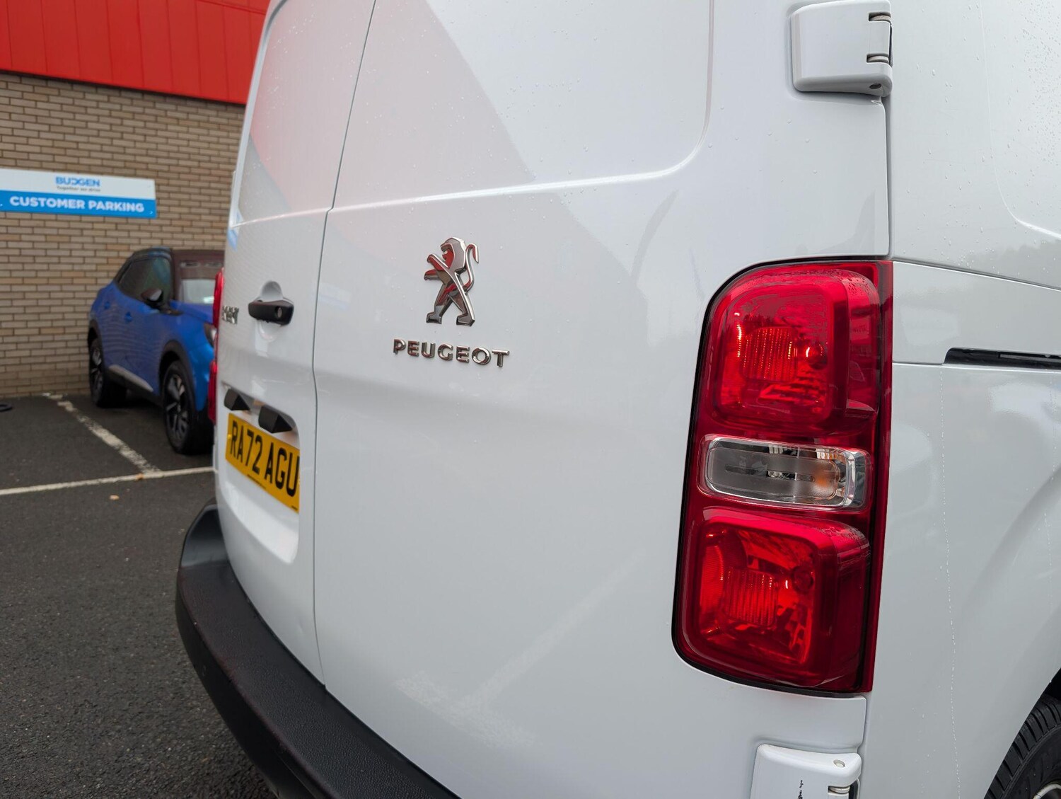 Used Peugeot Expert 2023 for sale - 76175050: Photo 9