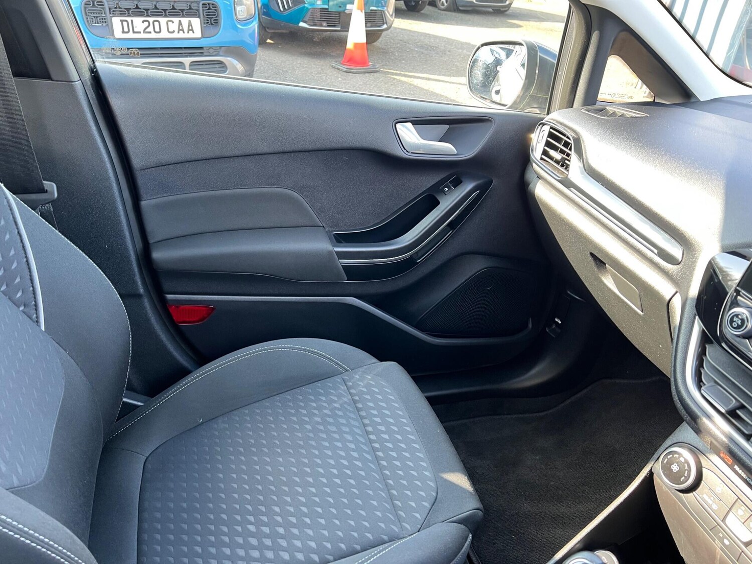 Used Ford Fiesta 2019 for sale - 77625650: Photo 36