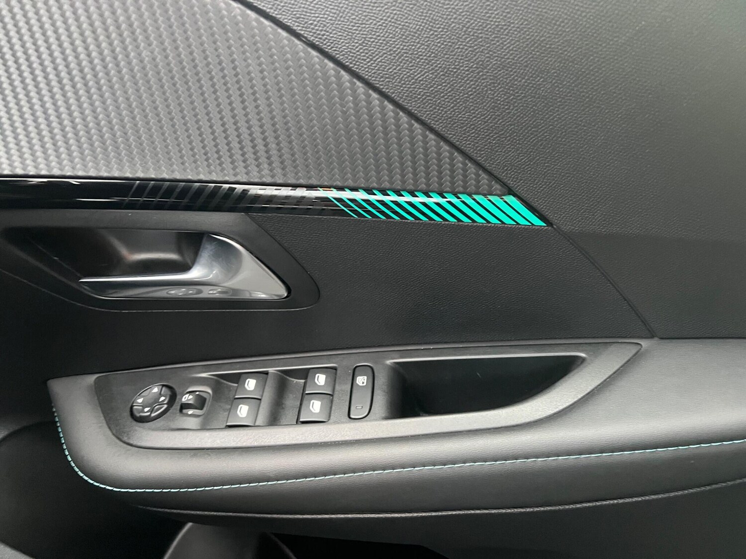 Used Peugeot 208 2023 for sale - 76174841: Photo 26