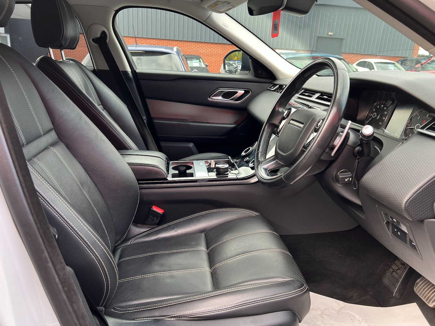 Used Land Rover Range Rover Velar 2017 for sale - 76388810: Photo 30