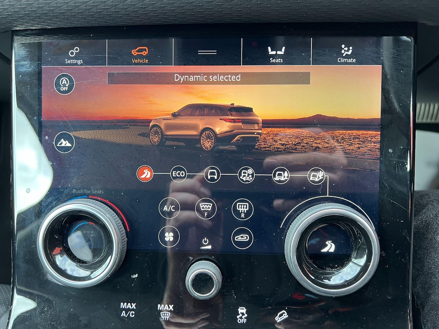 Used Land Rover Range Rover Velar 2017 for sale - 76388810: Photo 44