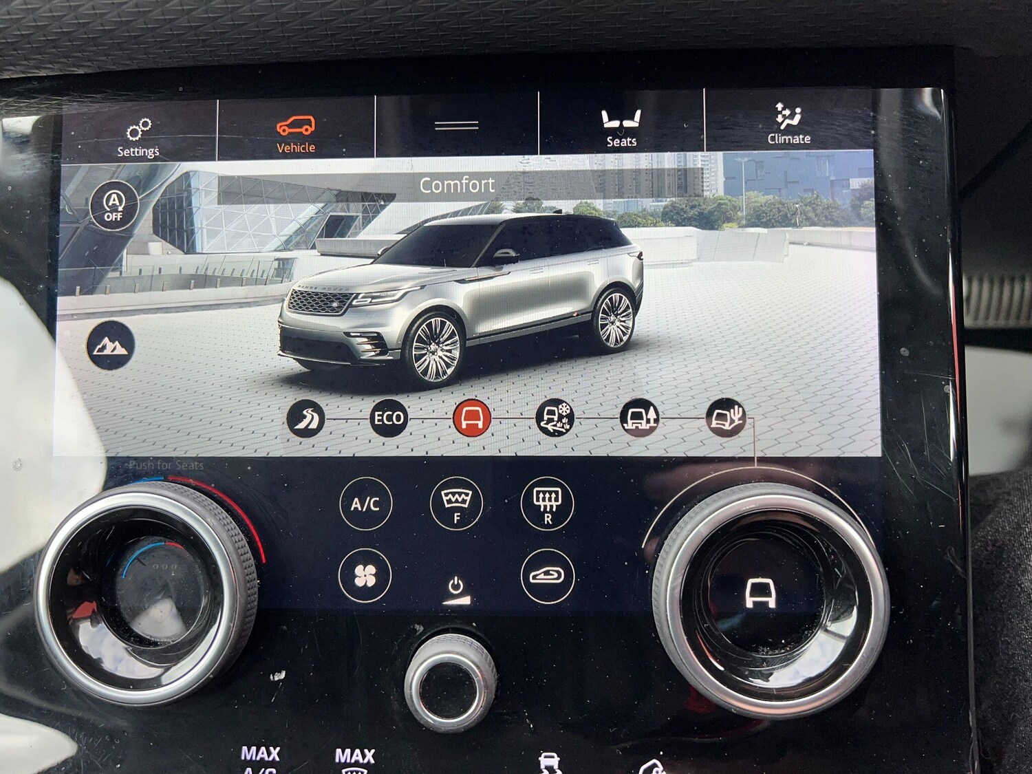 Used Land Rover Range Rover Velar 2017 for sale - 76388810: Photo 46