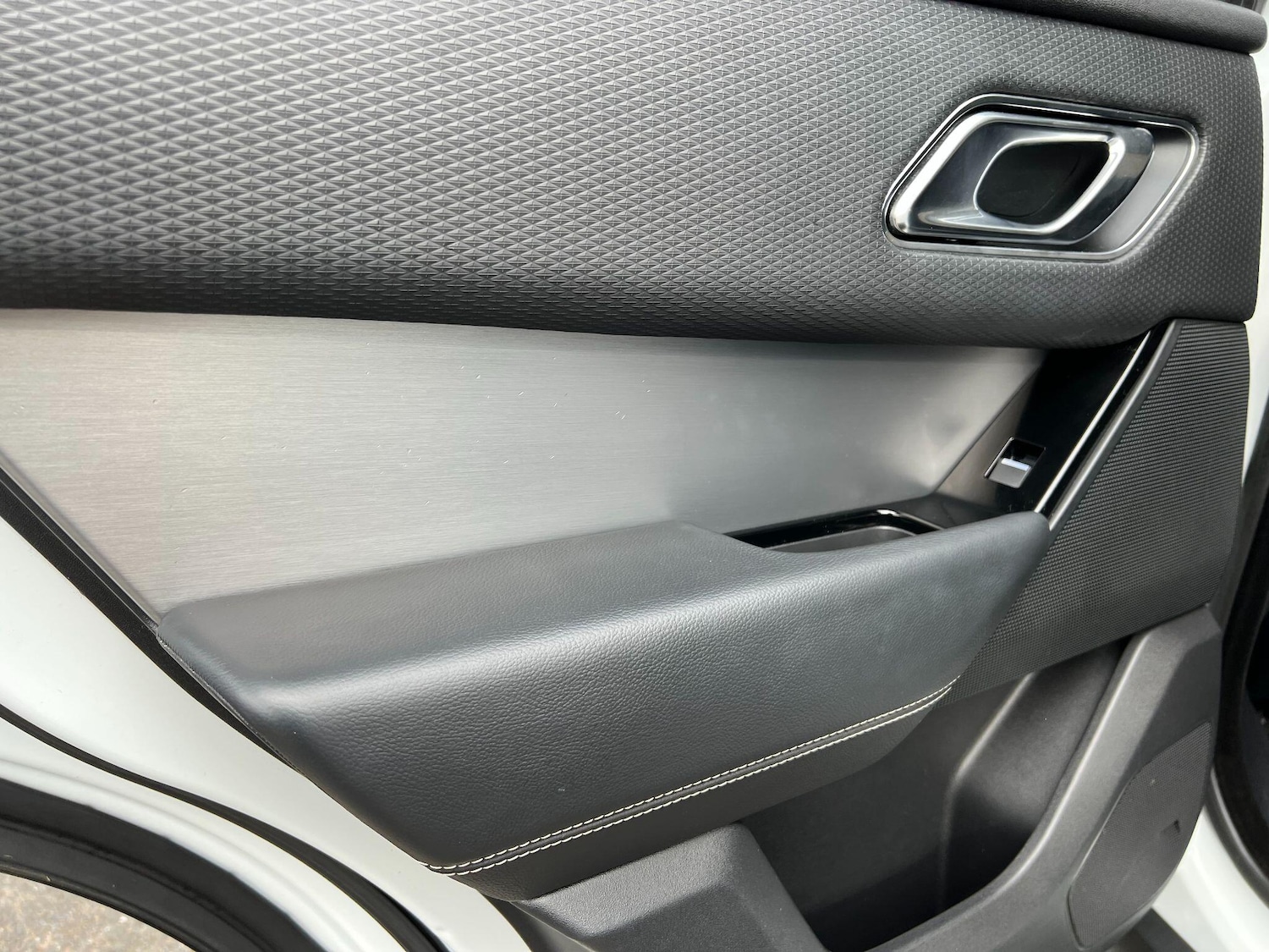 Used Land Rover Range Rover Velar 2017 for sale - 76388810: Photo 57