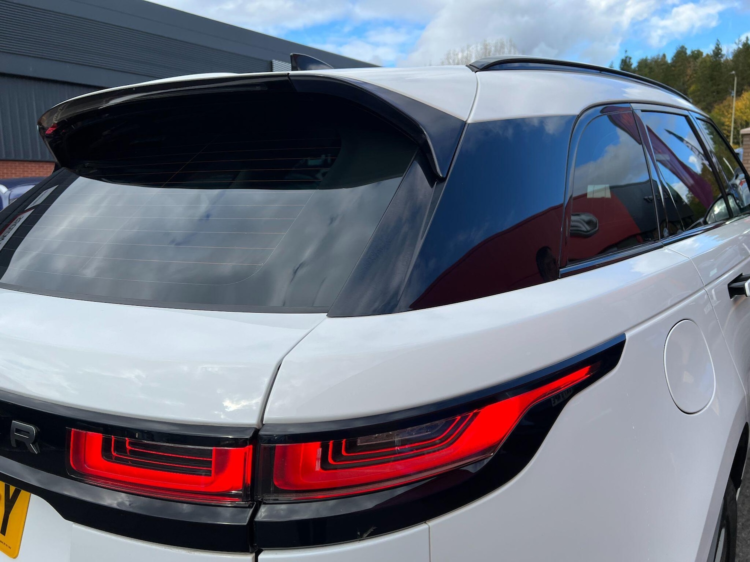 Used Land Rover Range Rover Velar 2017 for sale - 76388810: Photo 7