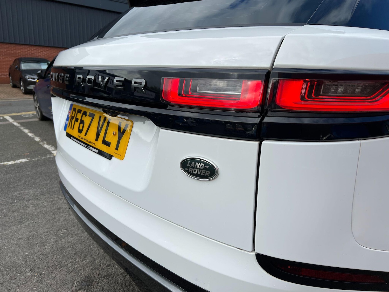 Used Land Rover Range Rover Velar 2017 for sale - 76388810: Photo 9