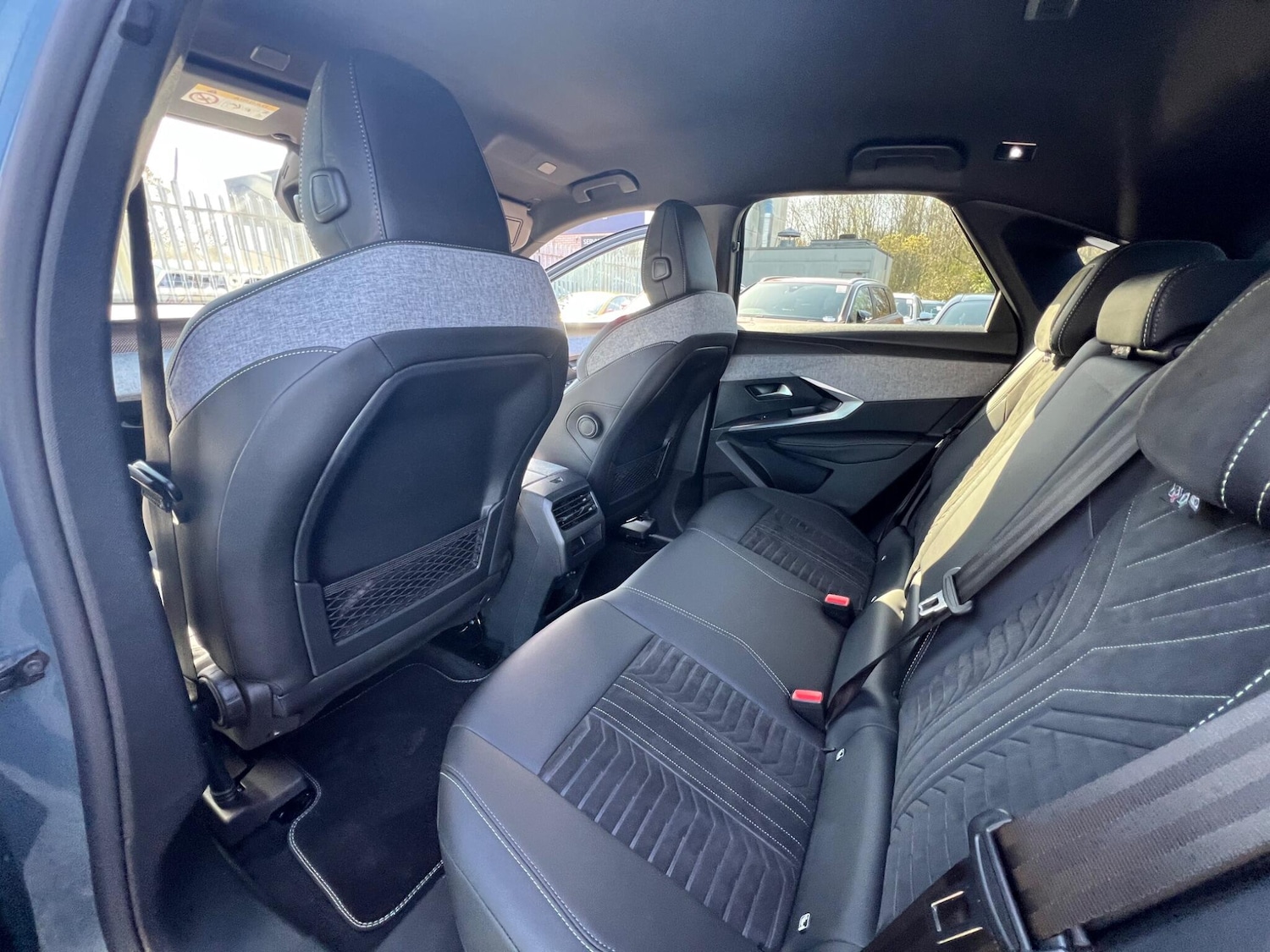 Used Peugeot E-3008 2024 for sale - 77478901: Photo 43