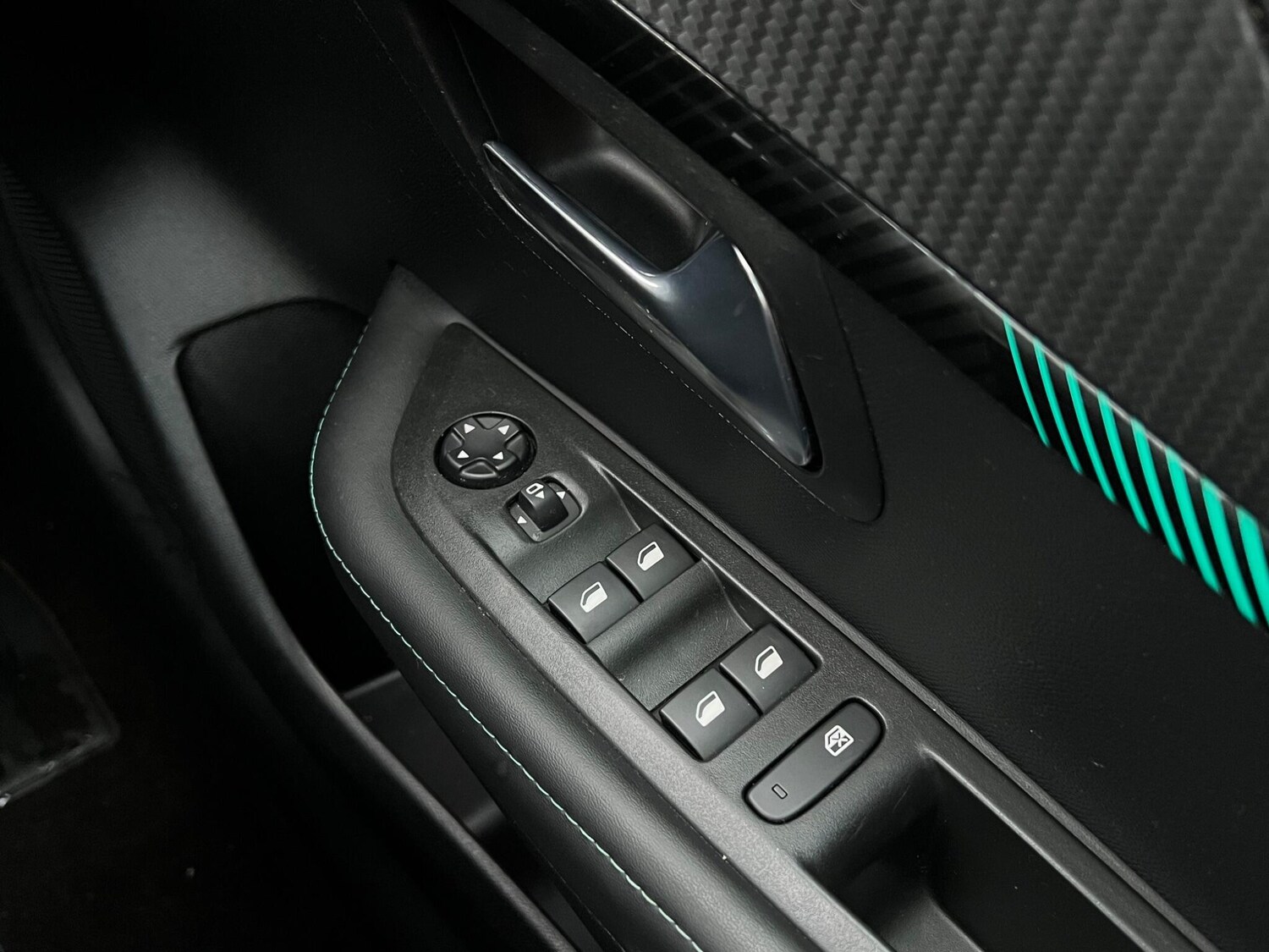 Used Peugeot 208 2022 for sale - 77166653: Photo 41