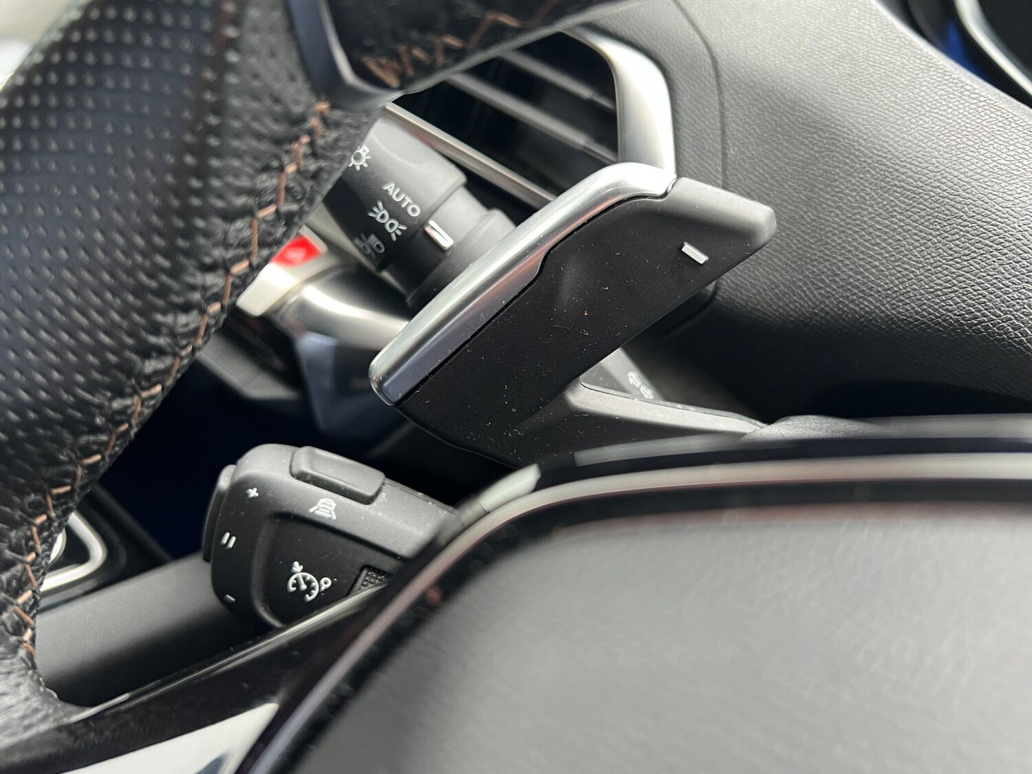 Used Peugeot 5008 2023 for sale - 77387357: Photo 28