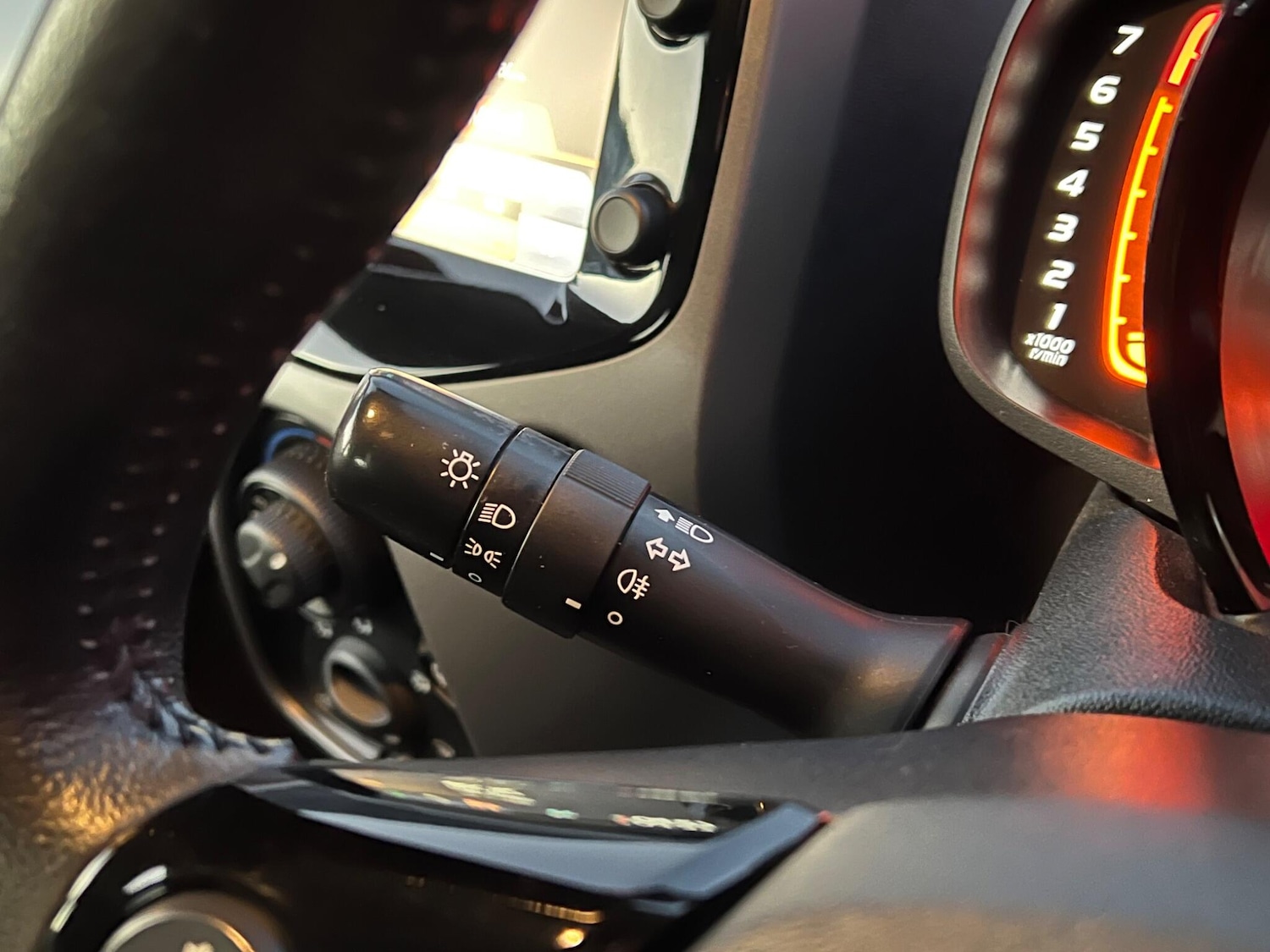 Used Toyota AYGO 2018 for sale - 76398347: Photo 14