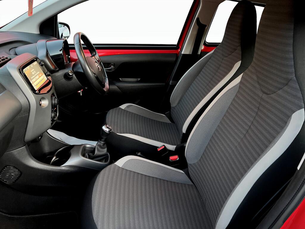 Used Toyota AYGO 2018 for sale - 76398347: Photo 23