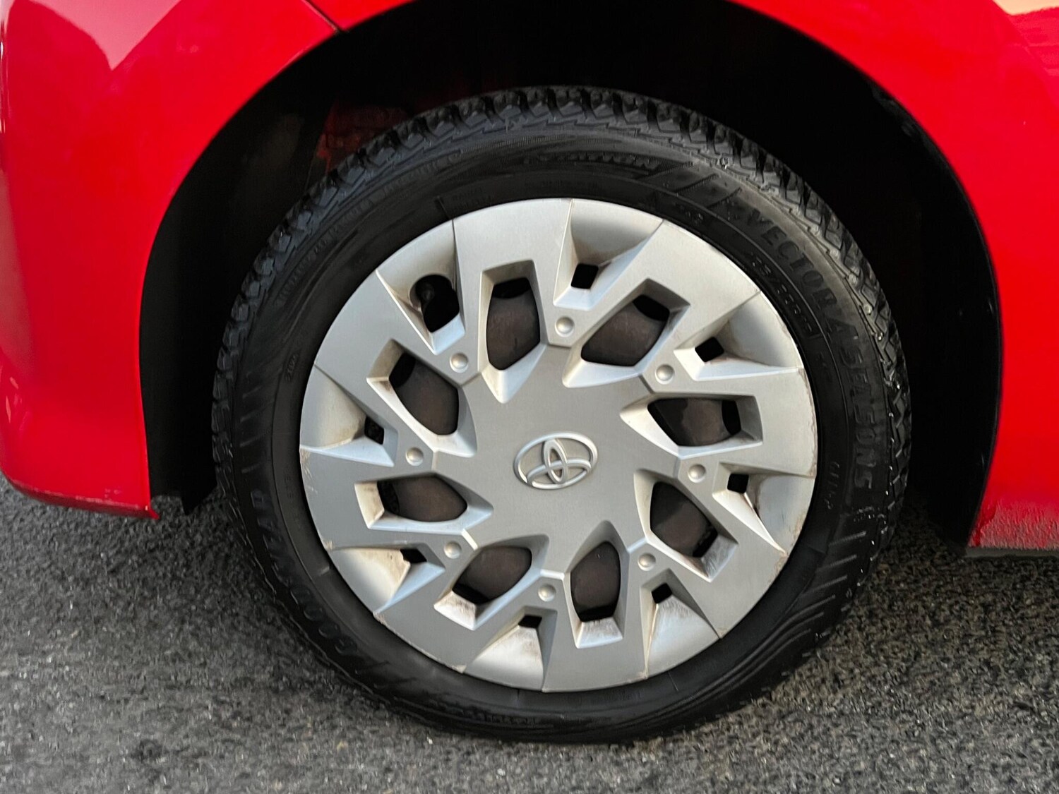 Used Toyota AYGO 2018 for sale - 76398347: Photo 34