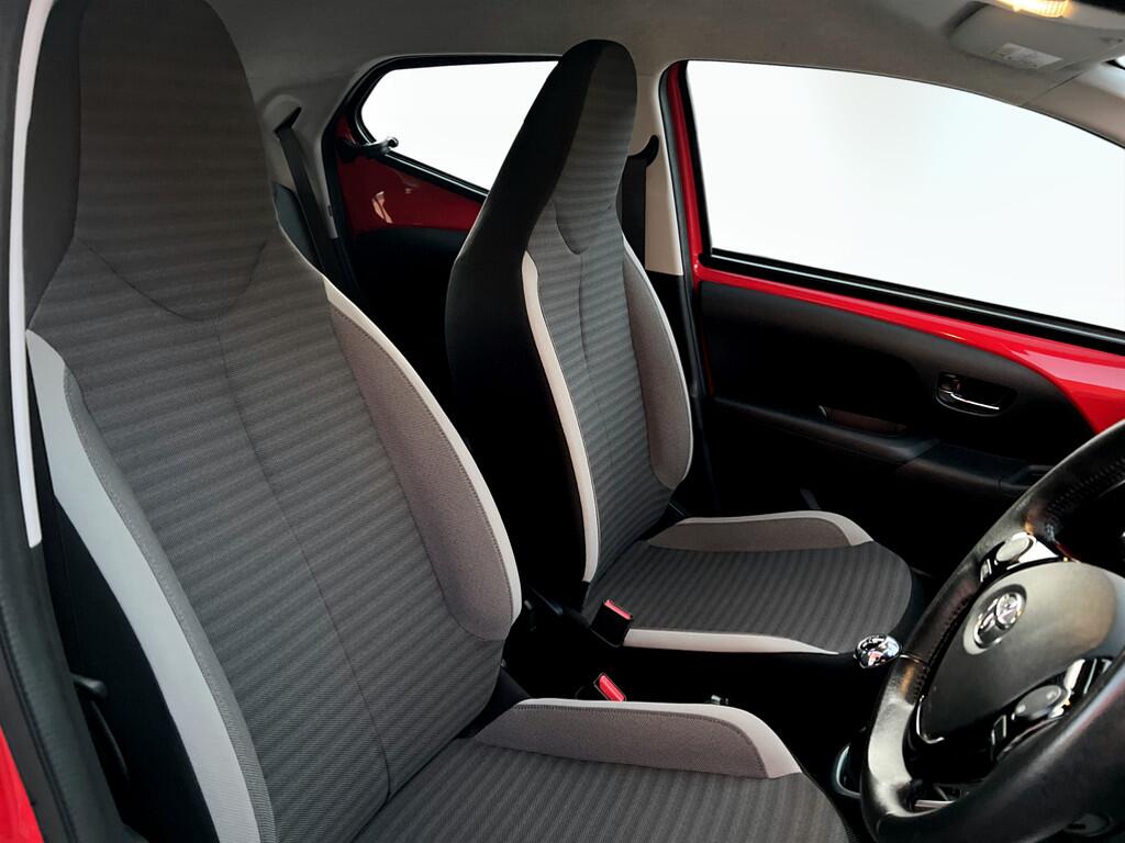 Used Toyota AYGO 2018 for sale - 76398347: Photo 8