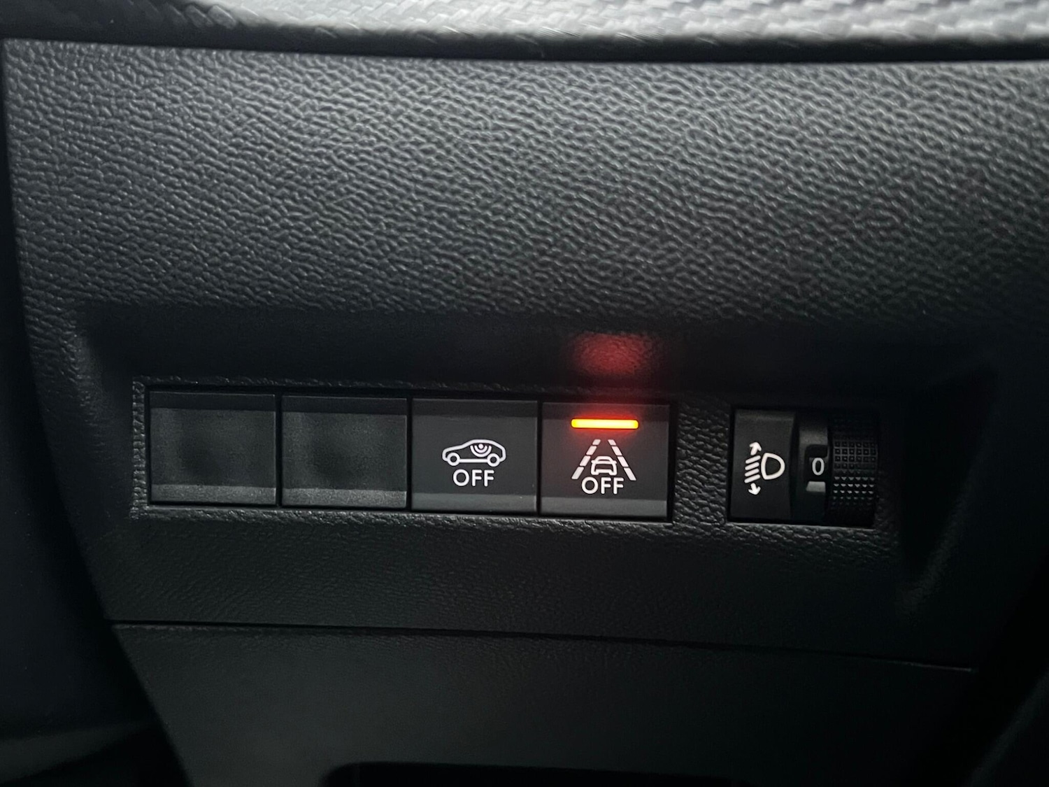 Used Peugeot 2008 2021 for sale - 77278590: Photo 26