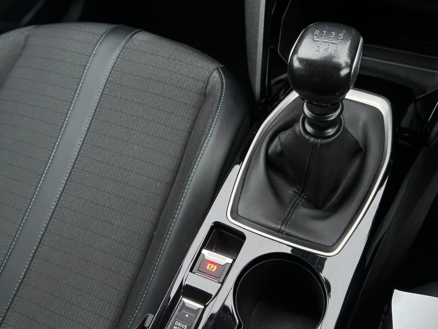 Used Peugeot 2008 2021 for sale - 77278590: Photo 31