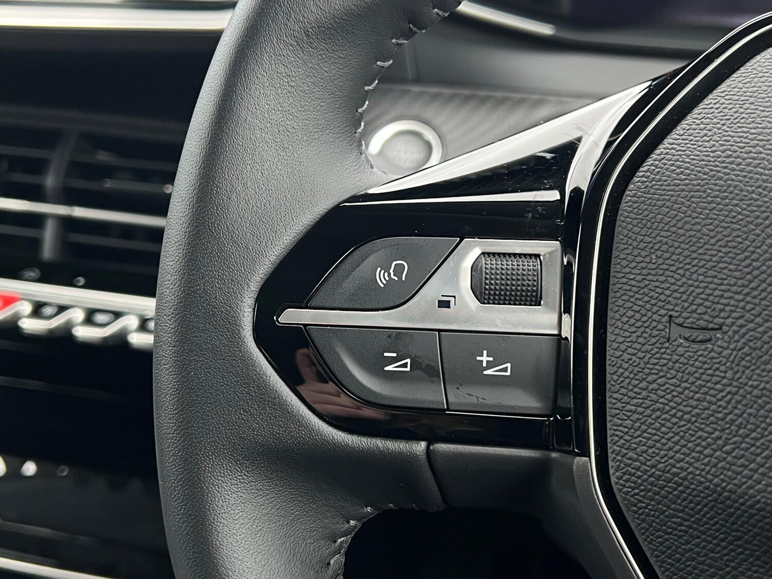 Used Peugeot 208 2024 for sale - 77396652: Photo 22