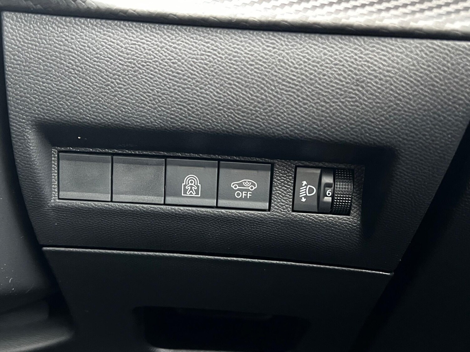 Used Peugeot 208 2024 for sale - 77396652: Photo 27