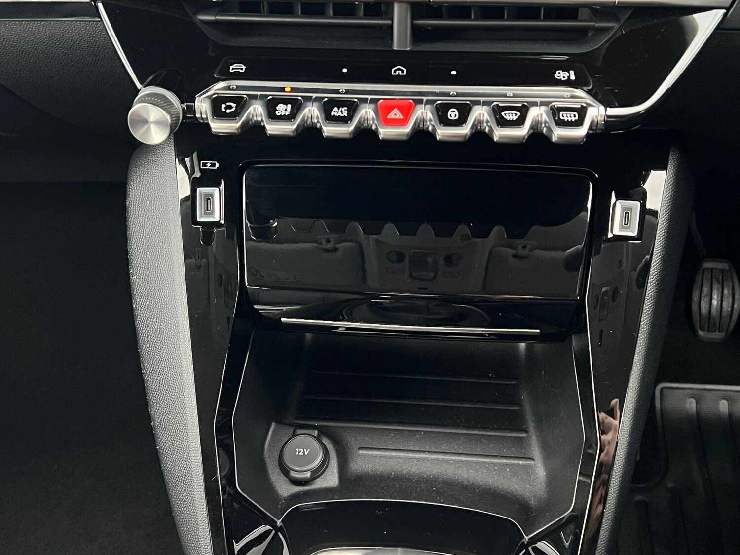 Used Peugeot 208 2024 for sale - 77396652: Photo 38