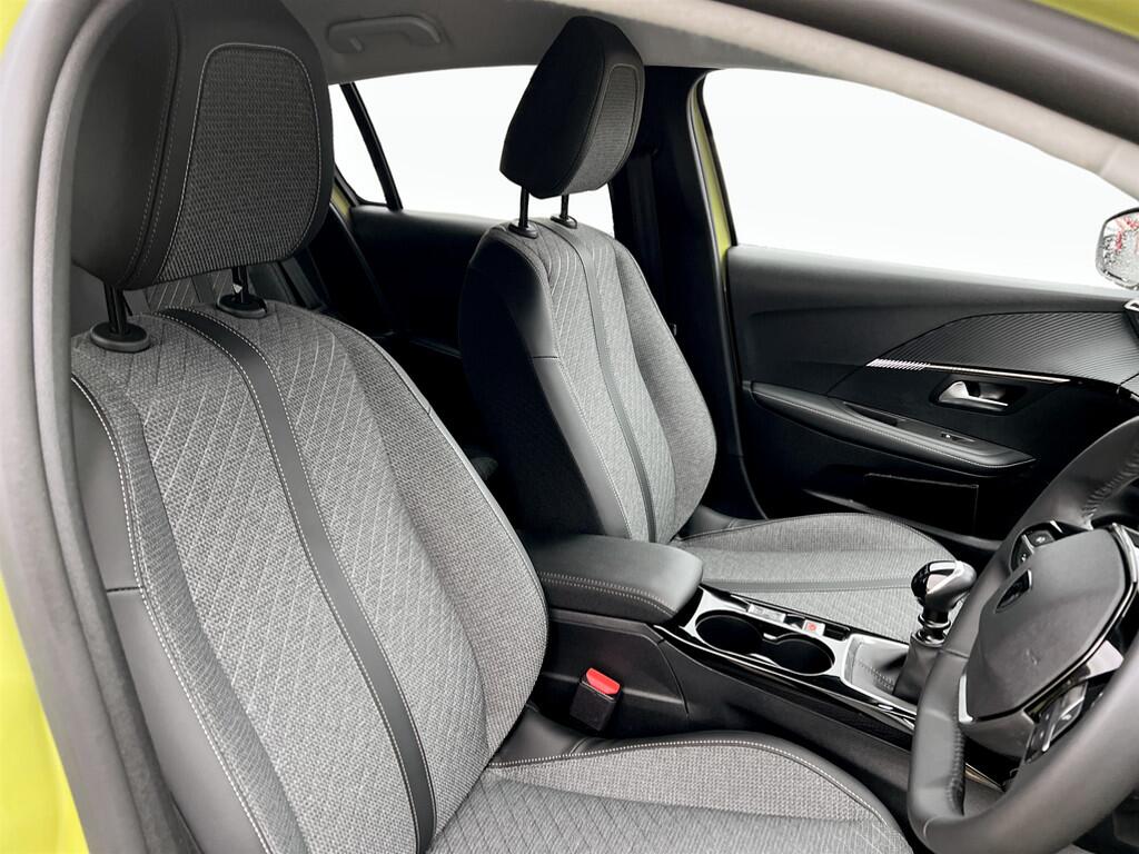 Used Peugeot 208 2024 for sale - 77396652: Photo 8