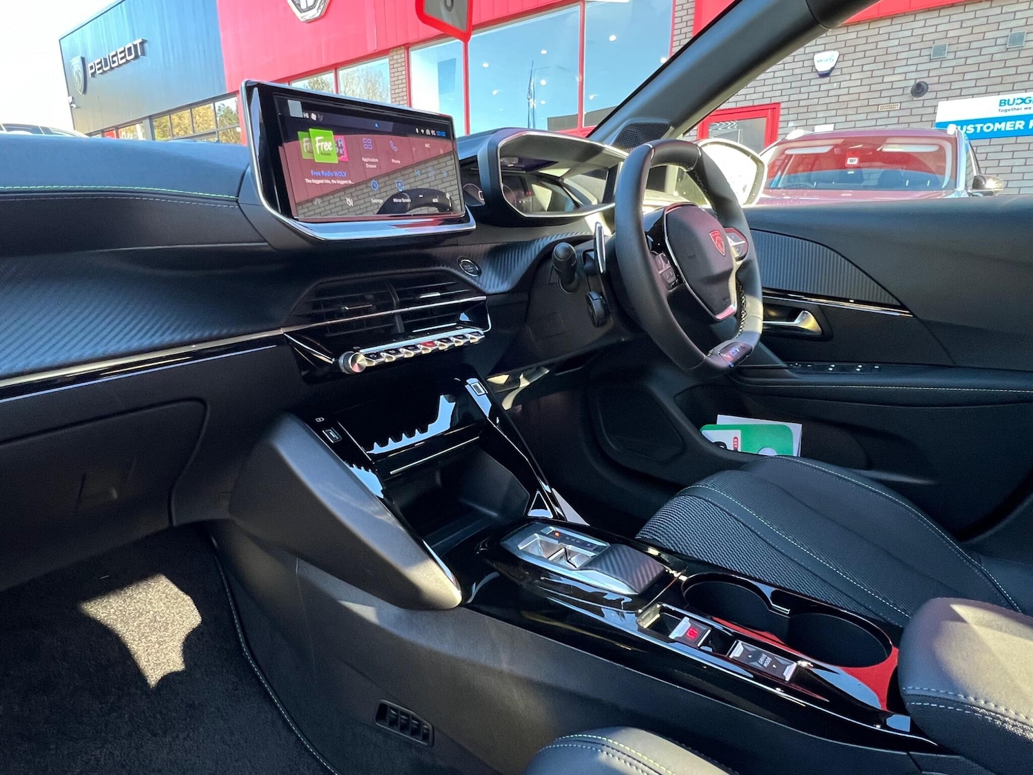 Used Peugeot 208 2024 for sale - 76657853: Photo 1