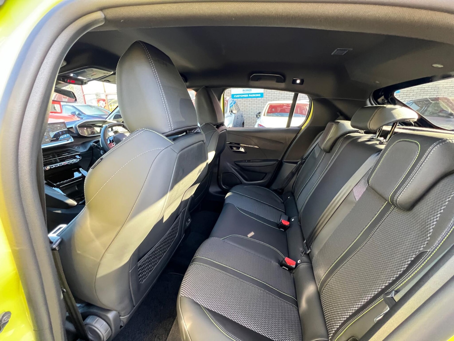 Used Peugeot 208 2024 for sale - 76657853: Photo 3